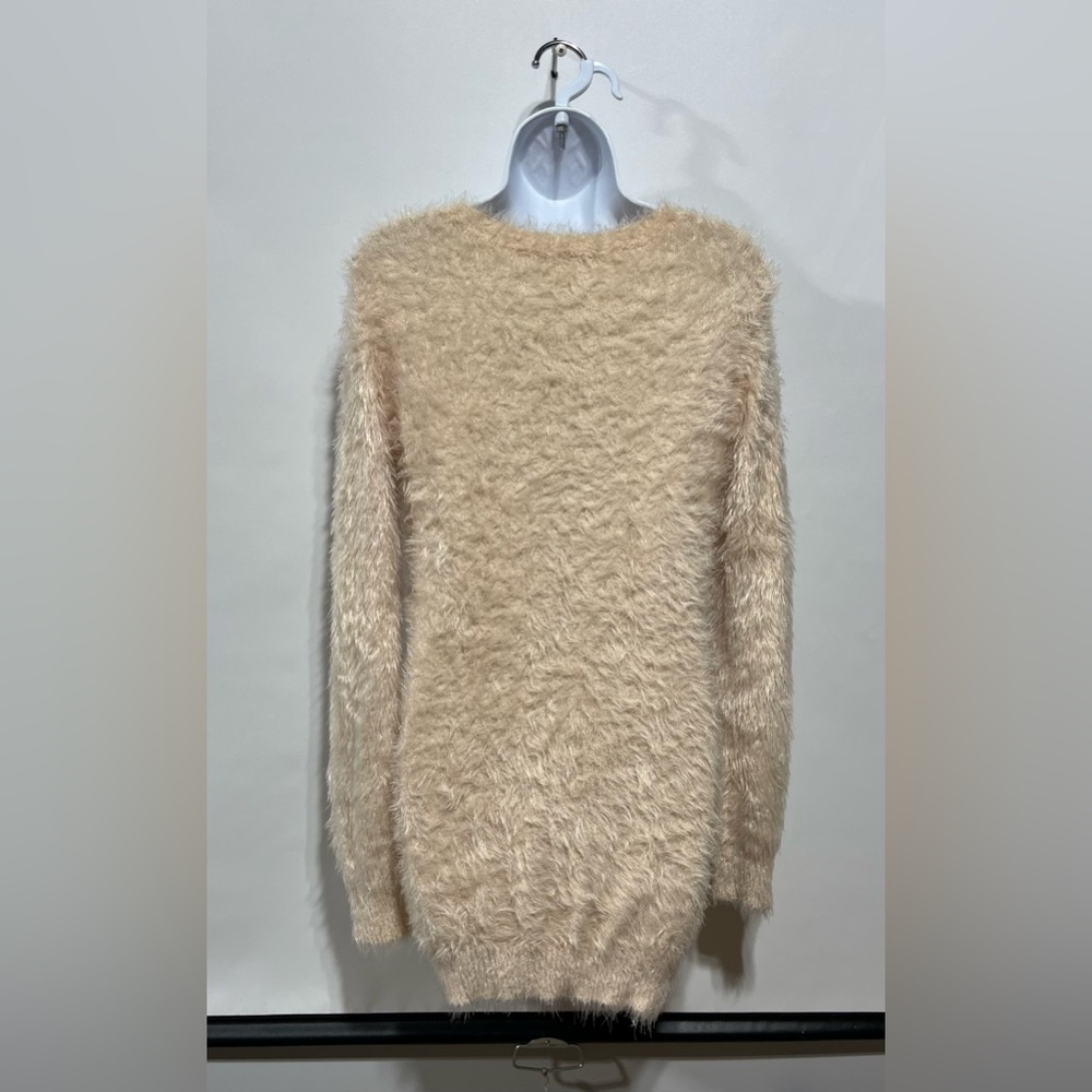36 Point 5 Cream Fuzzy Super Soft Cardigan Size Large - Picture 4 of 7